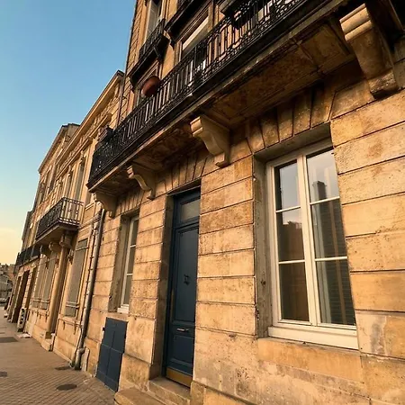 Pensjonat Haussmannienne 3*